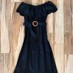 CUTE off the shoulder dress!